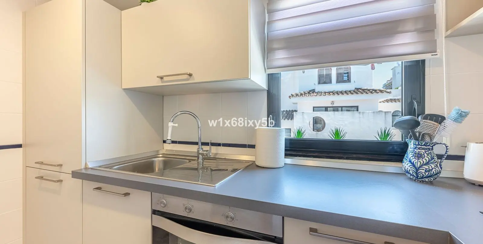 Sale of townhouse in Cancelada 8
