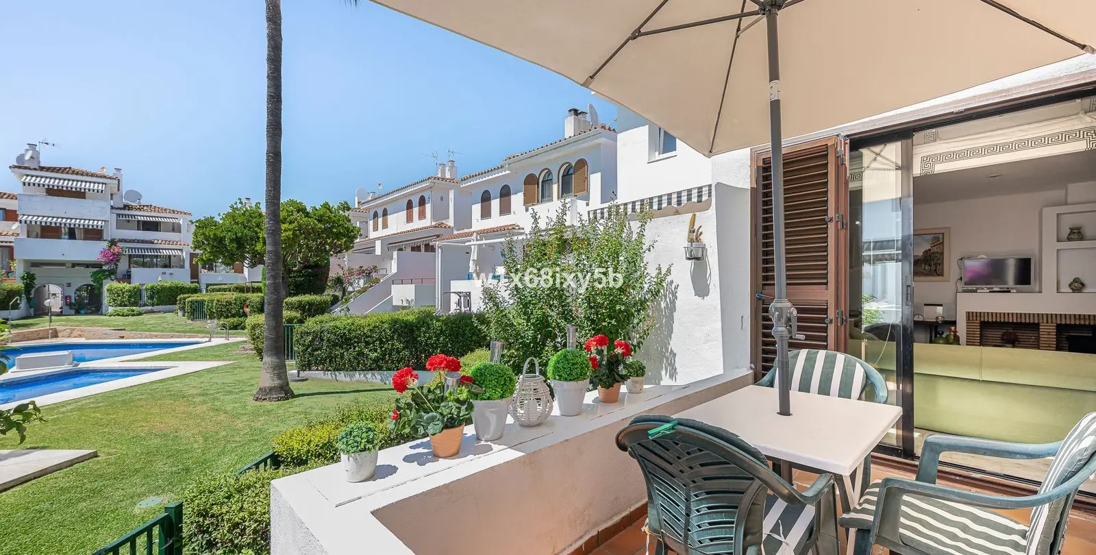 Sale of townhouse in Cancelada 12