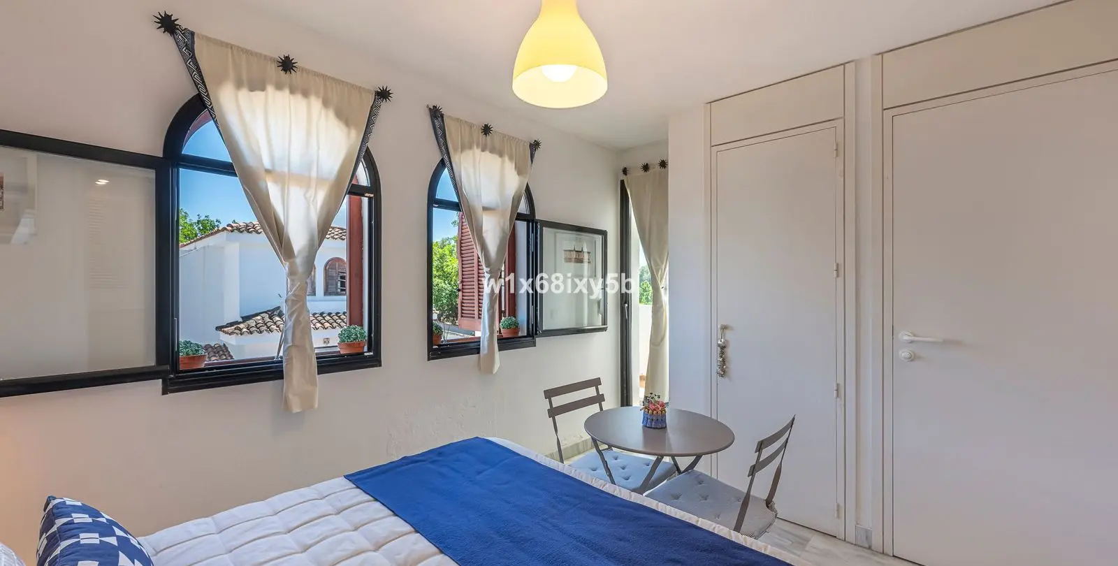 Sale of townhouse in Cancelada 21