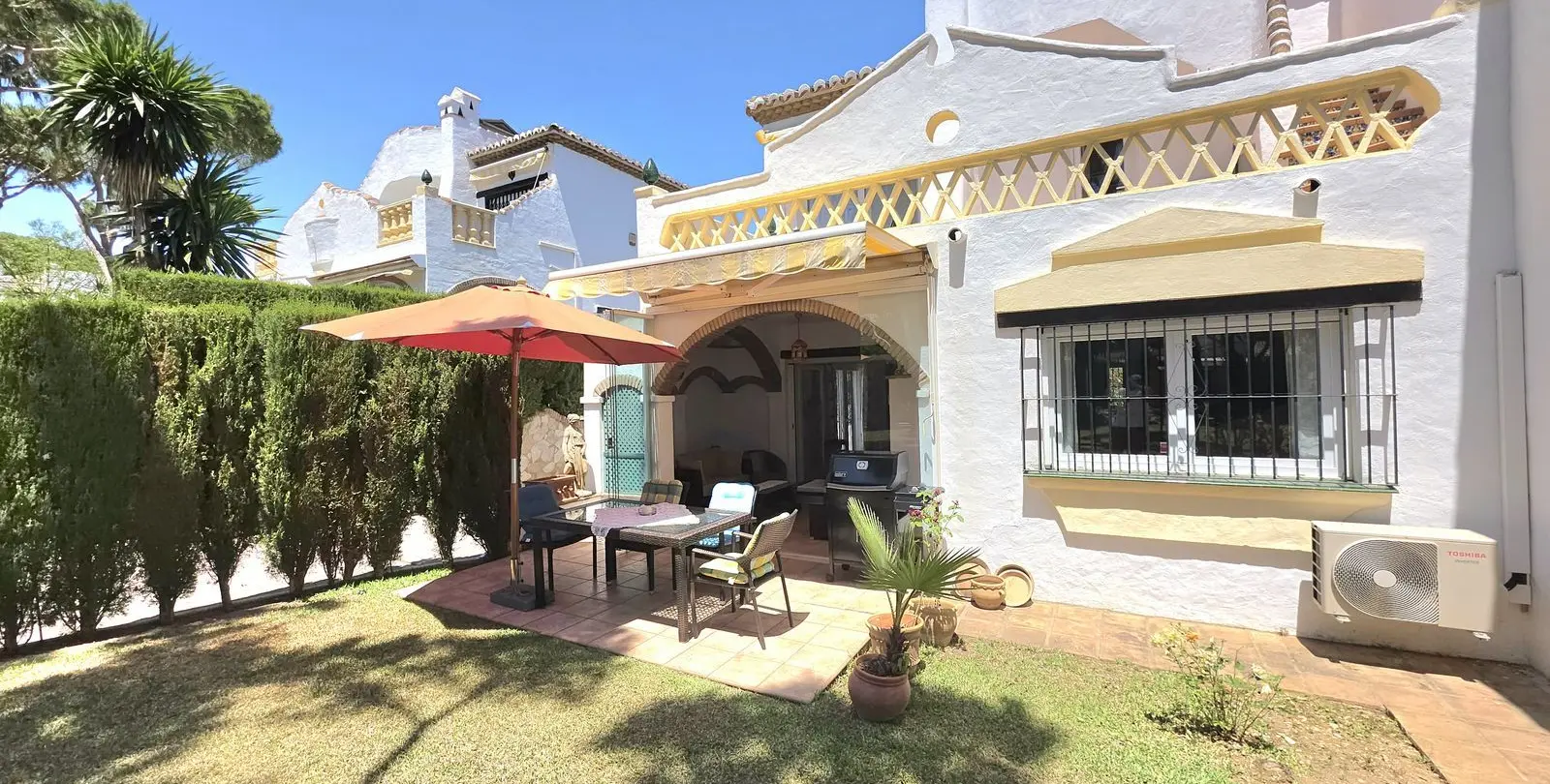 Sale of townhouse in Calahonda 5