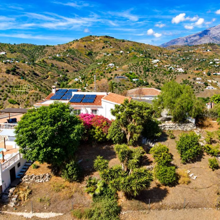 Sale of detached villa in Cómpeta