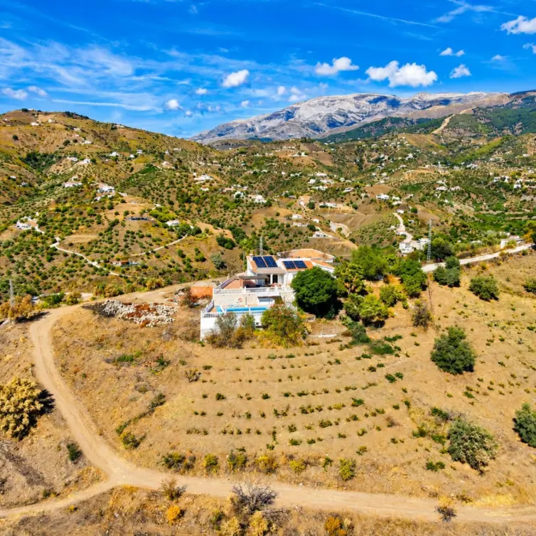 Sale of detached villa in Cómpeta