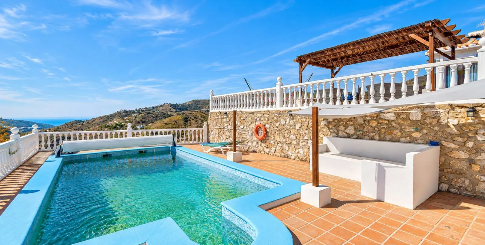 Sale of detached villa in Cómpeta 10
