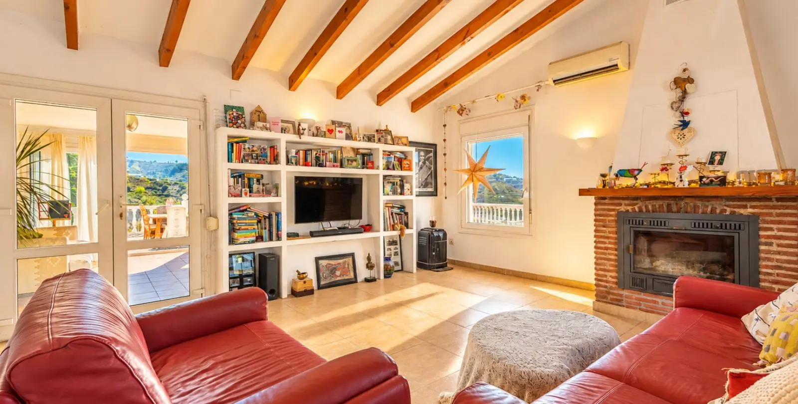 Sale of detached villa in Cómpeta 23