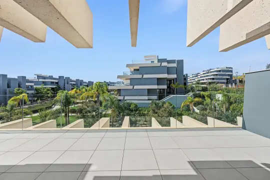 Image 4 thumb