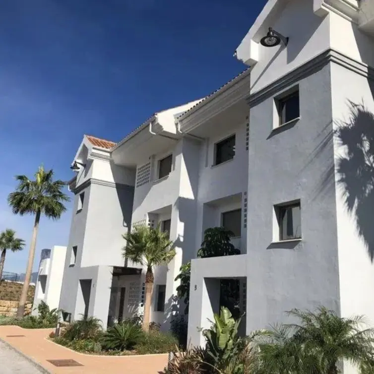Sale of ground floor apartment in Calanova Golf