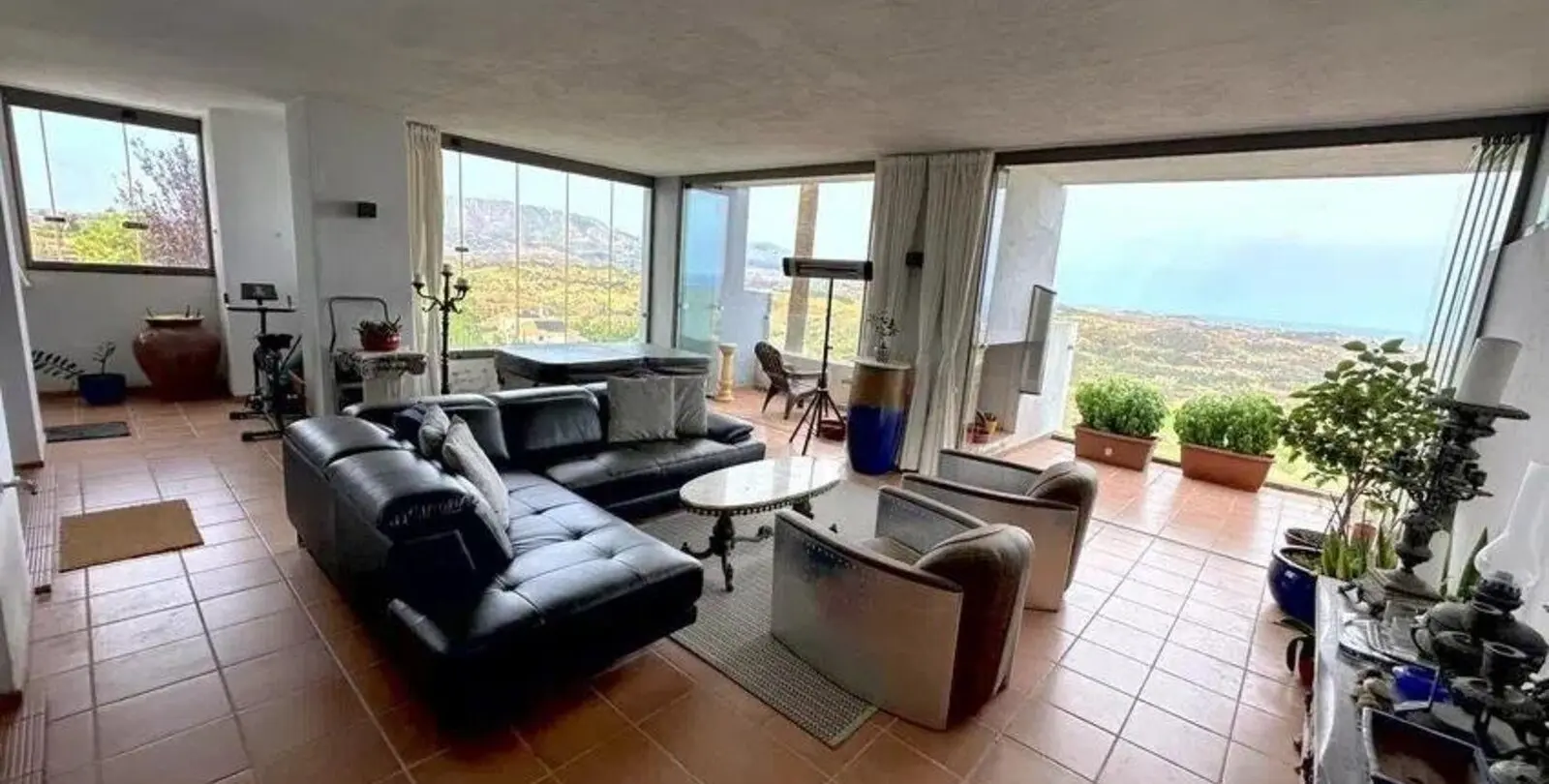 Sale of ground floor apartment in Calanova Golf 2