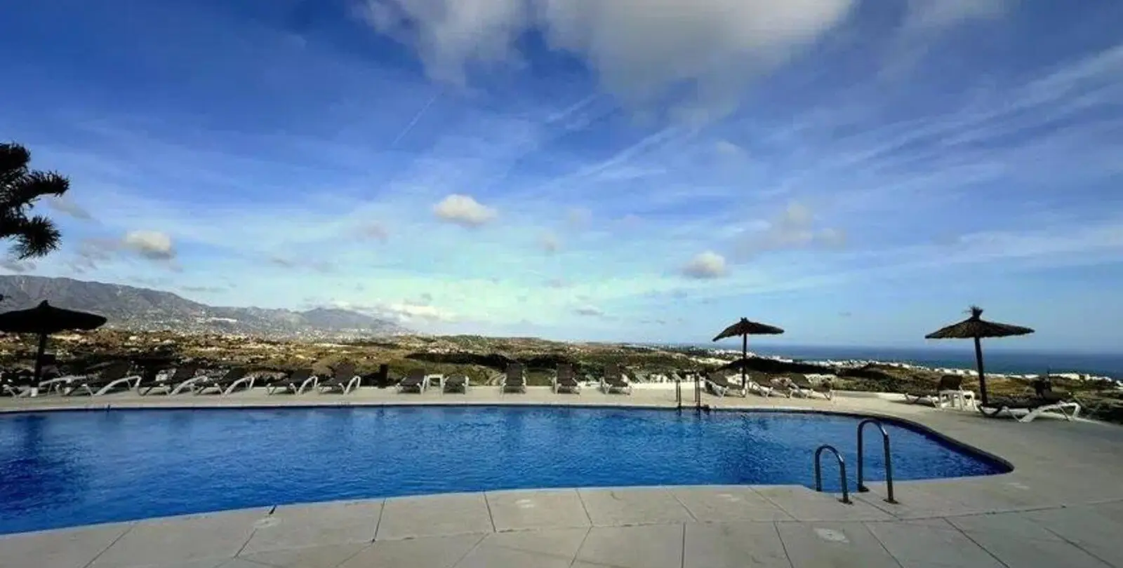 Sale of ground floor apartment in Calanova Golf 20
