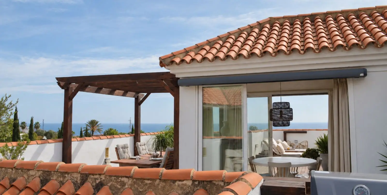 Sale of penthouse in Higueron 3