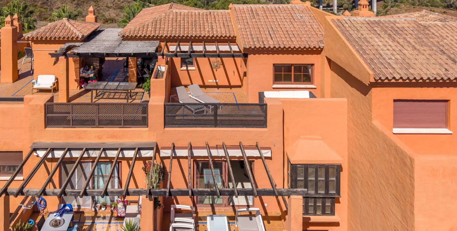 Sale of penthouse duplex in New Golden Mile 3