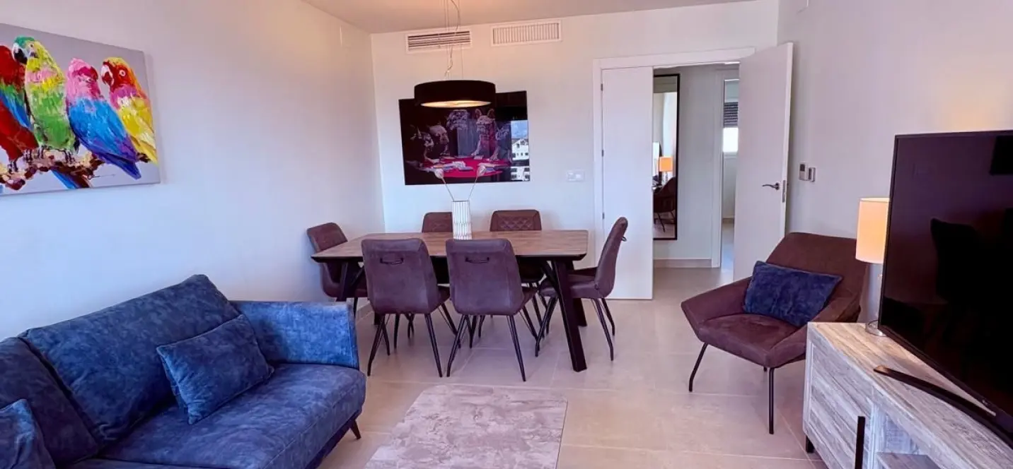 Sale of penthouse in Estepona 4