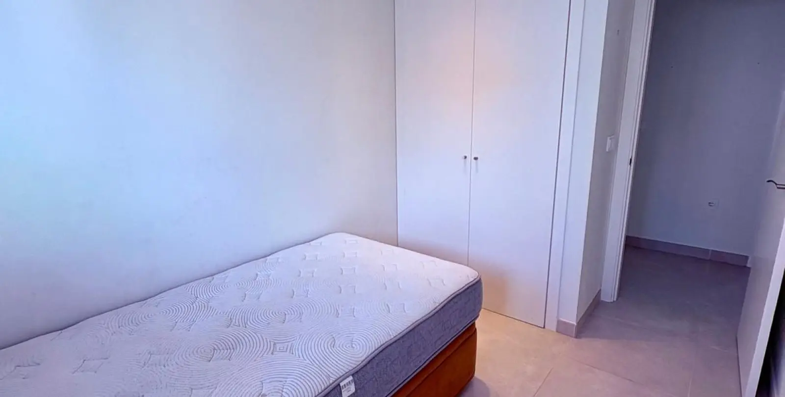 Sale of penthouse in Estepona 8