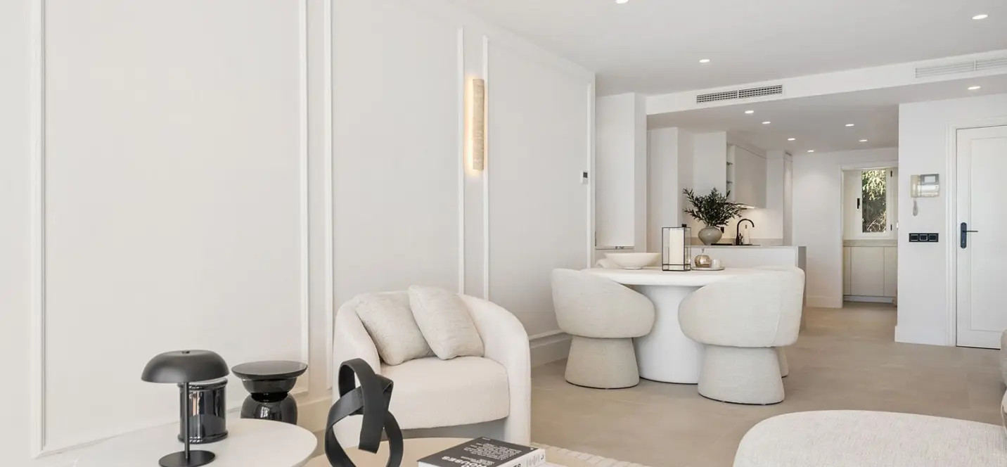 Sale of middle floor apartment in Los Arqueros 3