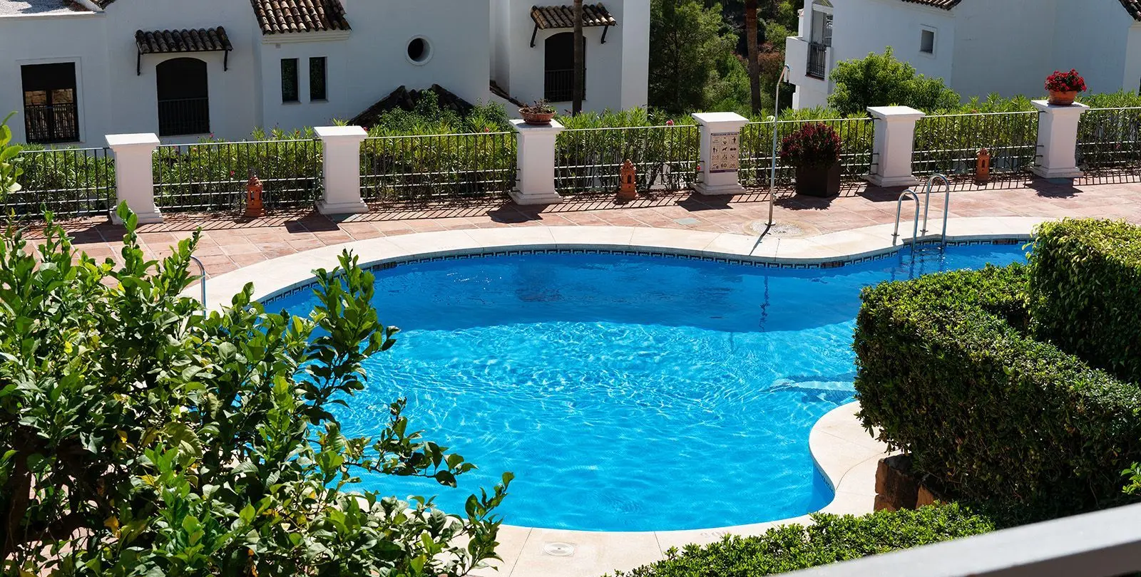 Sale of middle floor apartment in Los Arqueros 27