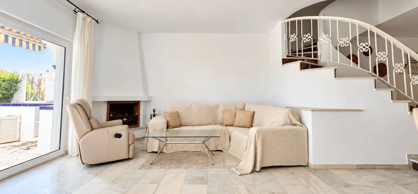 Sale of townhouse in Cabopino 2