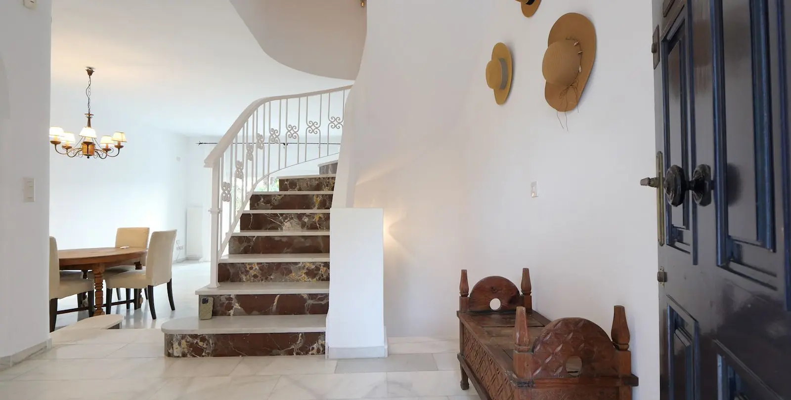 Sale of townhouse in Cabopino 29