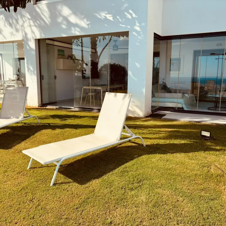 Sale of ground floor apartment in Estepona