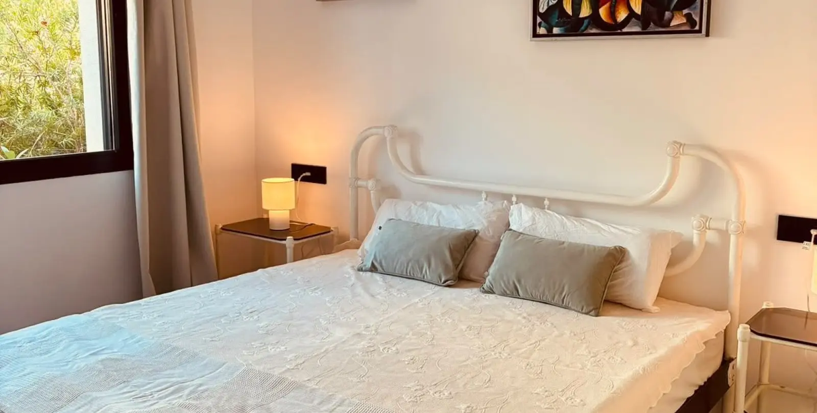 Sale of ground floor apartment in Estepona 16