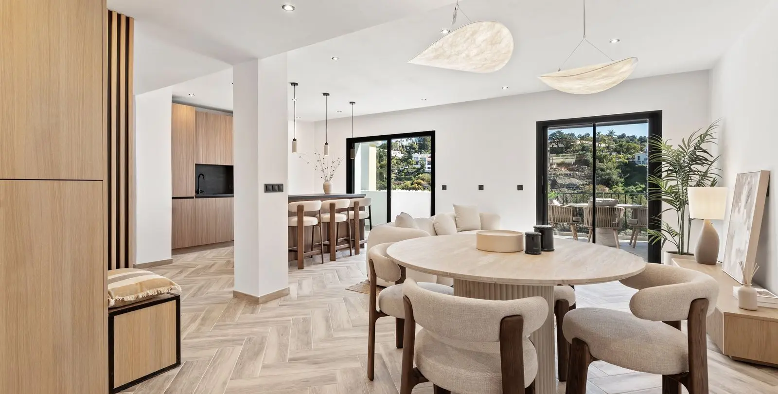 Sale of penthouse in Marbella 2