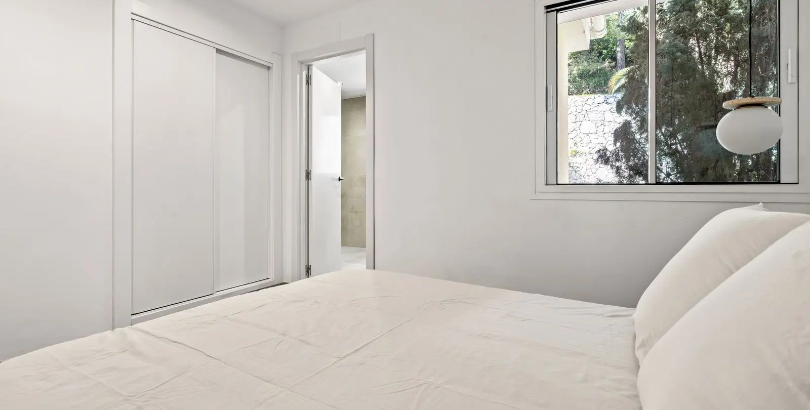Sale of penthouse in Marbella 12