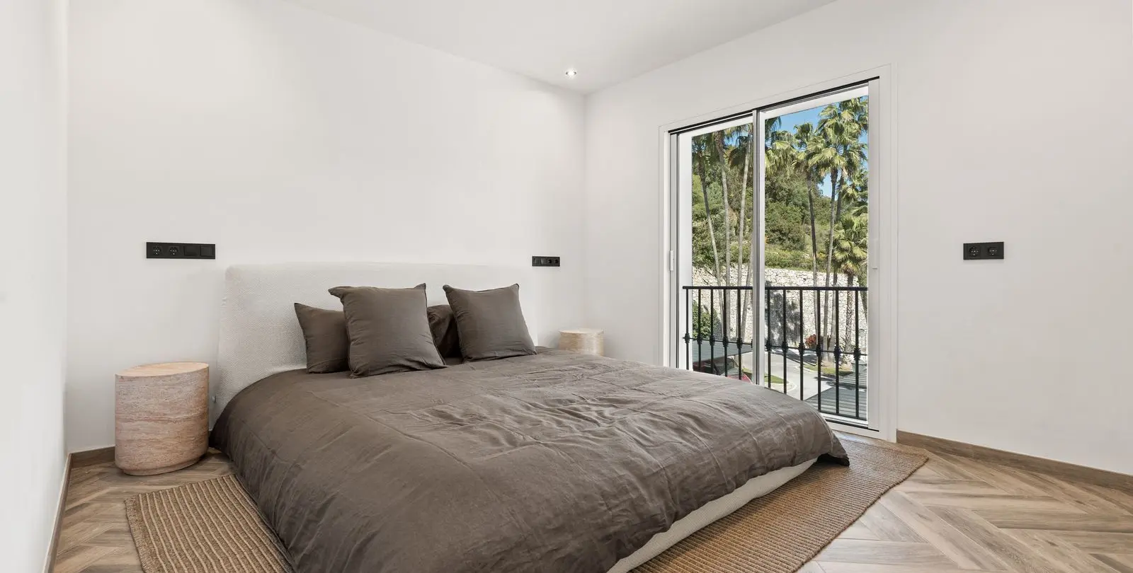 Sale of penthouse in Marbella 17