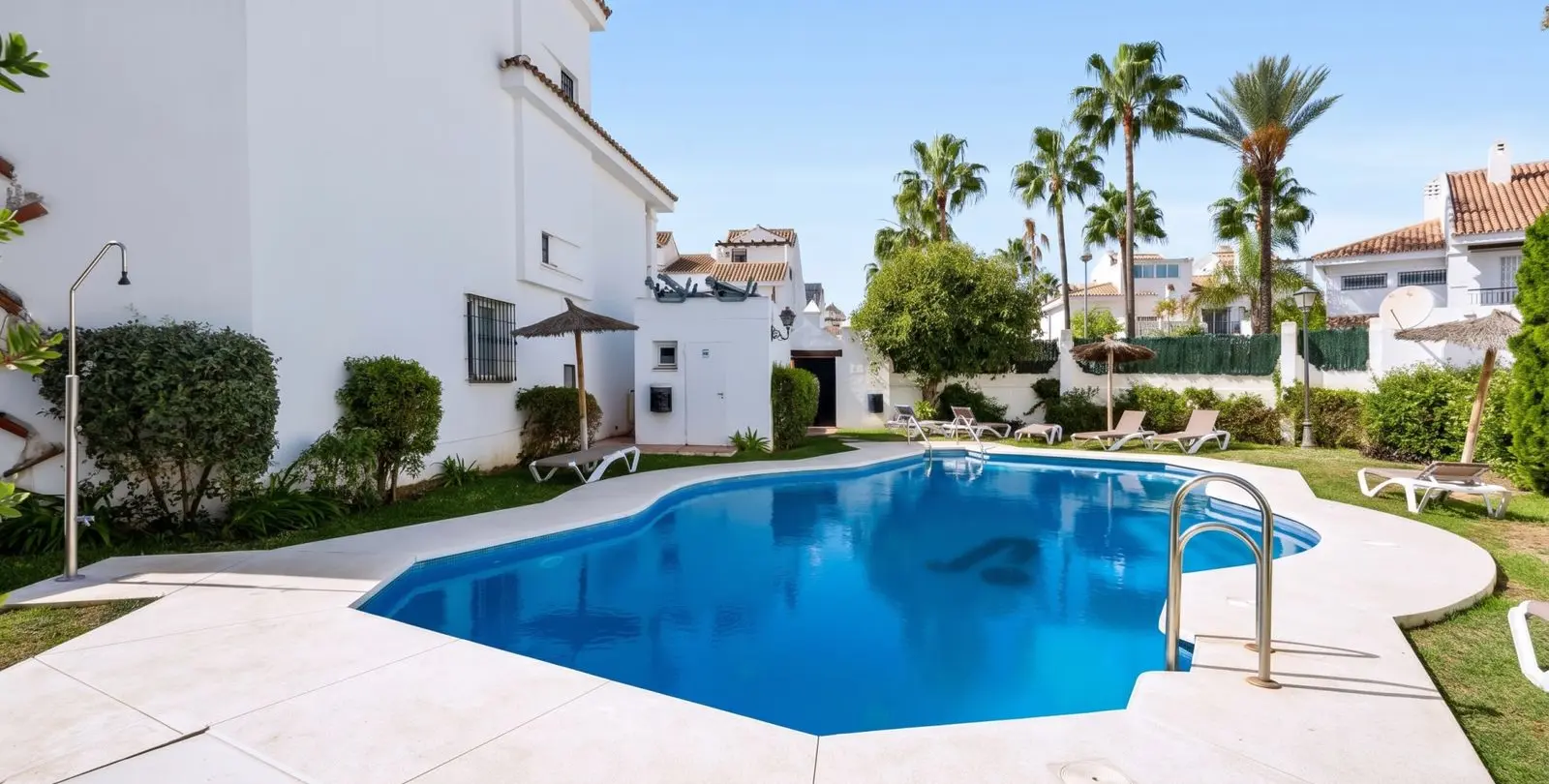 Sale of townhouse in Nueva Andalucía 14