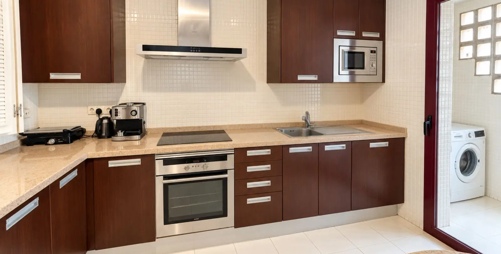 Sale of townhouse in Aloha 14