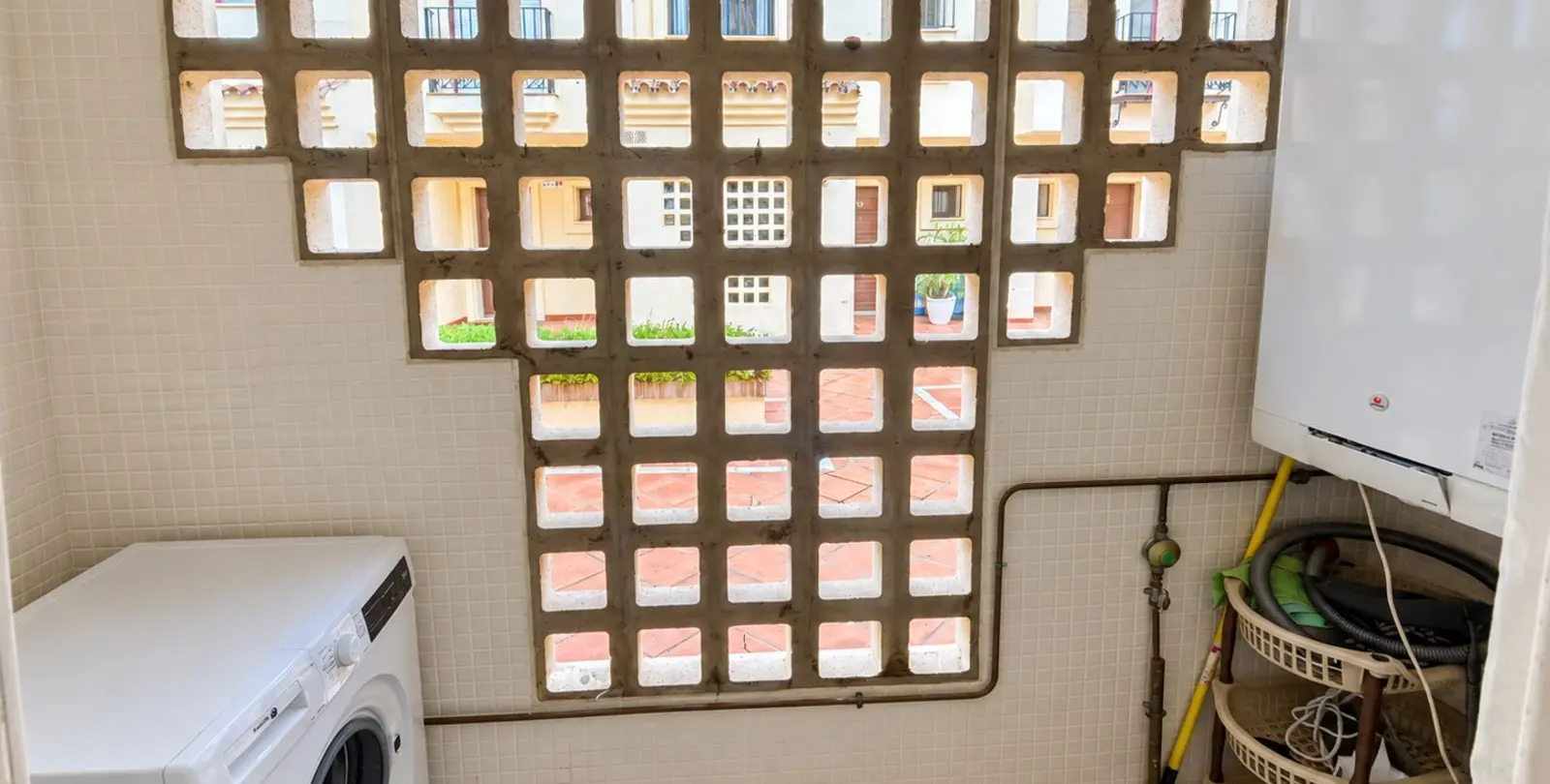 Sale of townhouse in Aloha 17