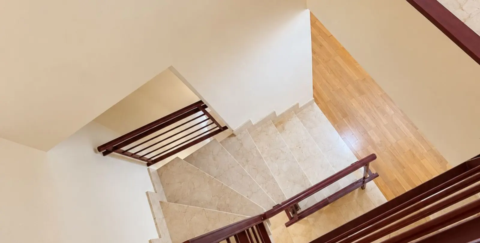 Sale of townhouse in Aloha 29
