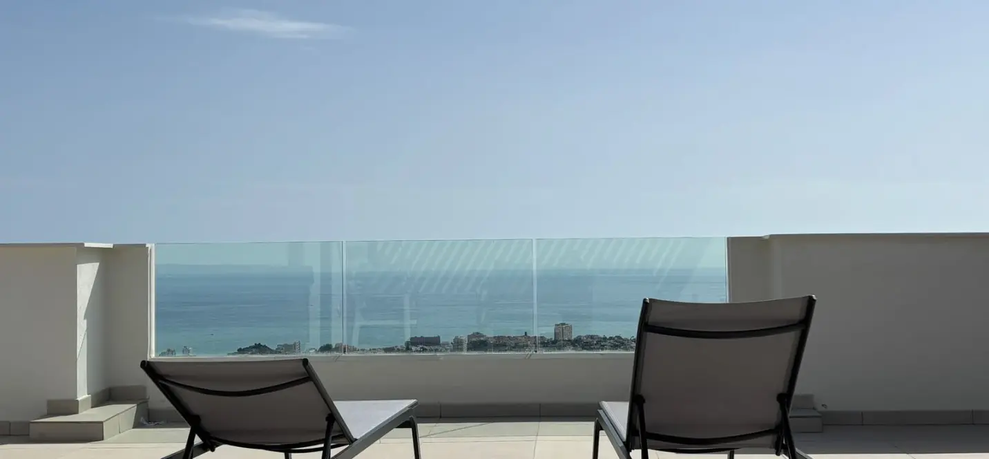 Sale of penthouse in Benalmadena 0