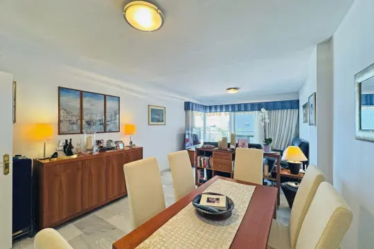 Image 7 thumb