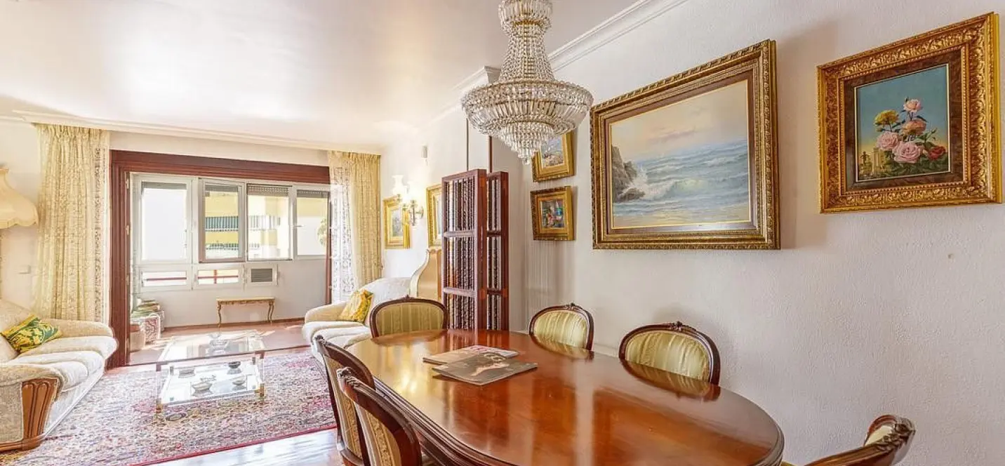 Venta de apartamento en planta media en Pedregalejo 2