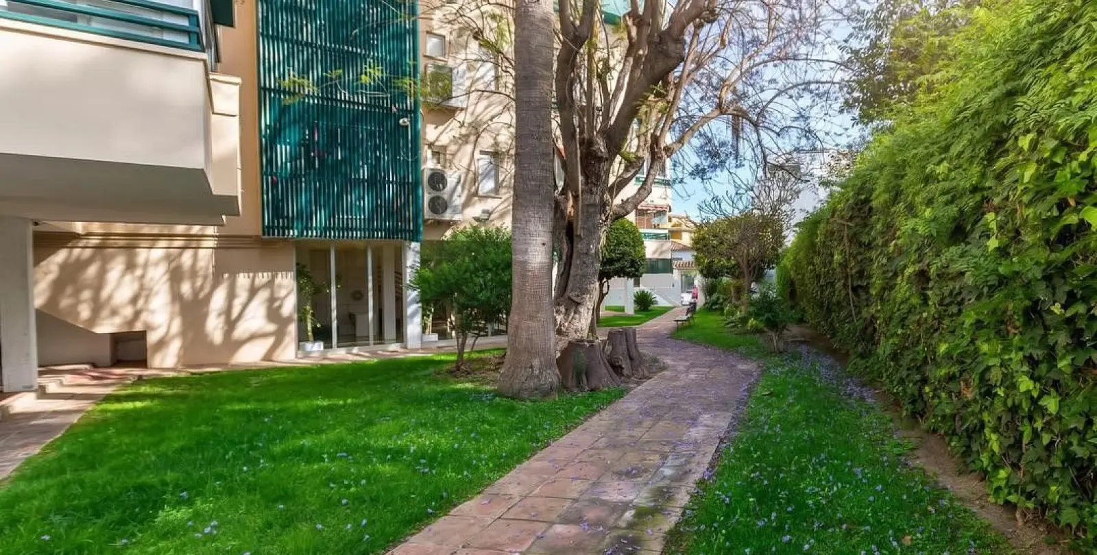 Venta de apartamento en planta media en Pedregalejo 23
