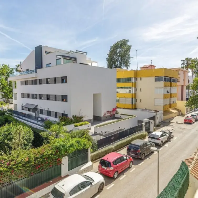 Venta de apartamento en planta media en Pedregalejo