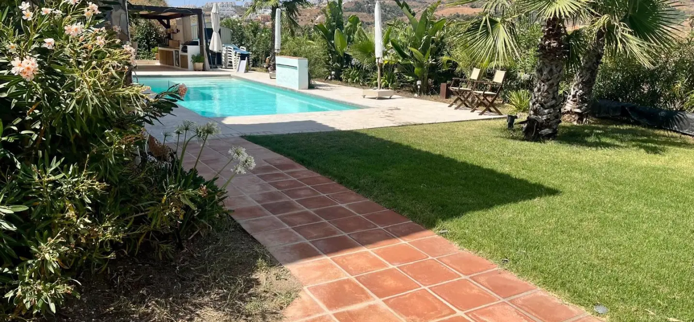 Venta de villa independiente en La Cala de Mijas 4