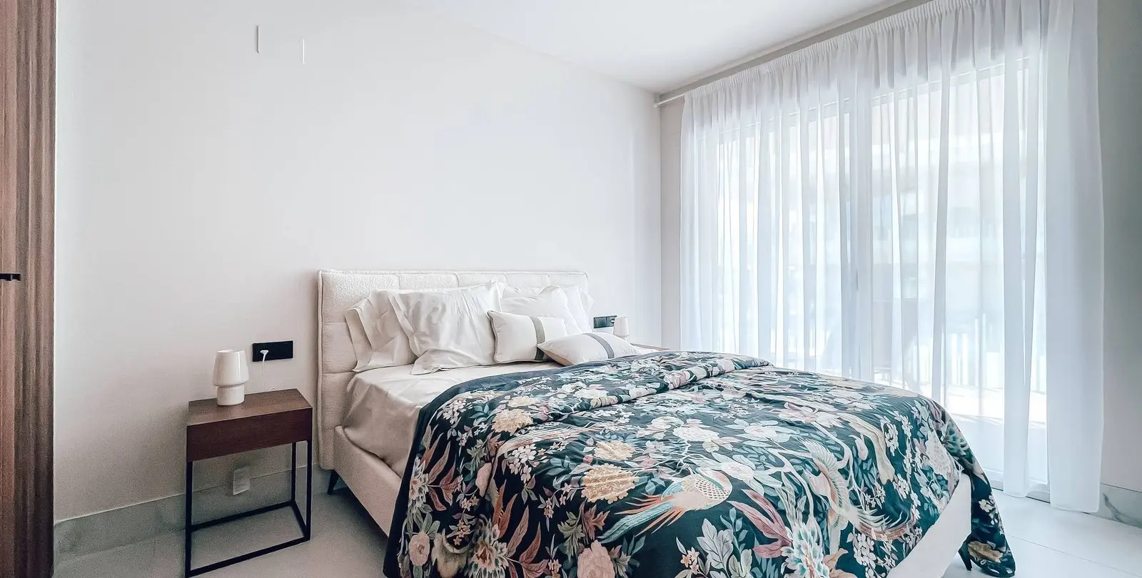 Venta de apartamento en planta media en San Pedro de Alcántara 17