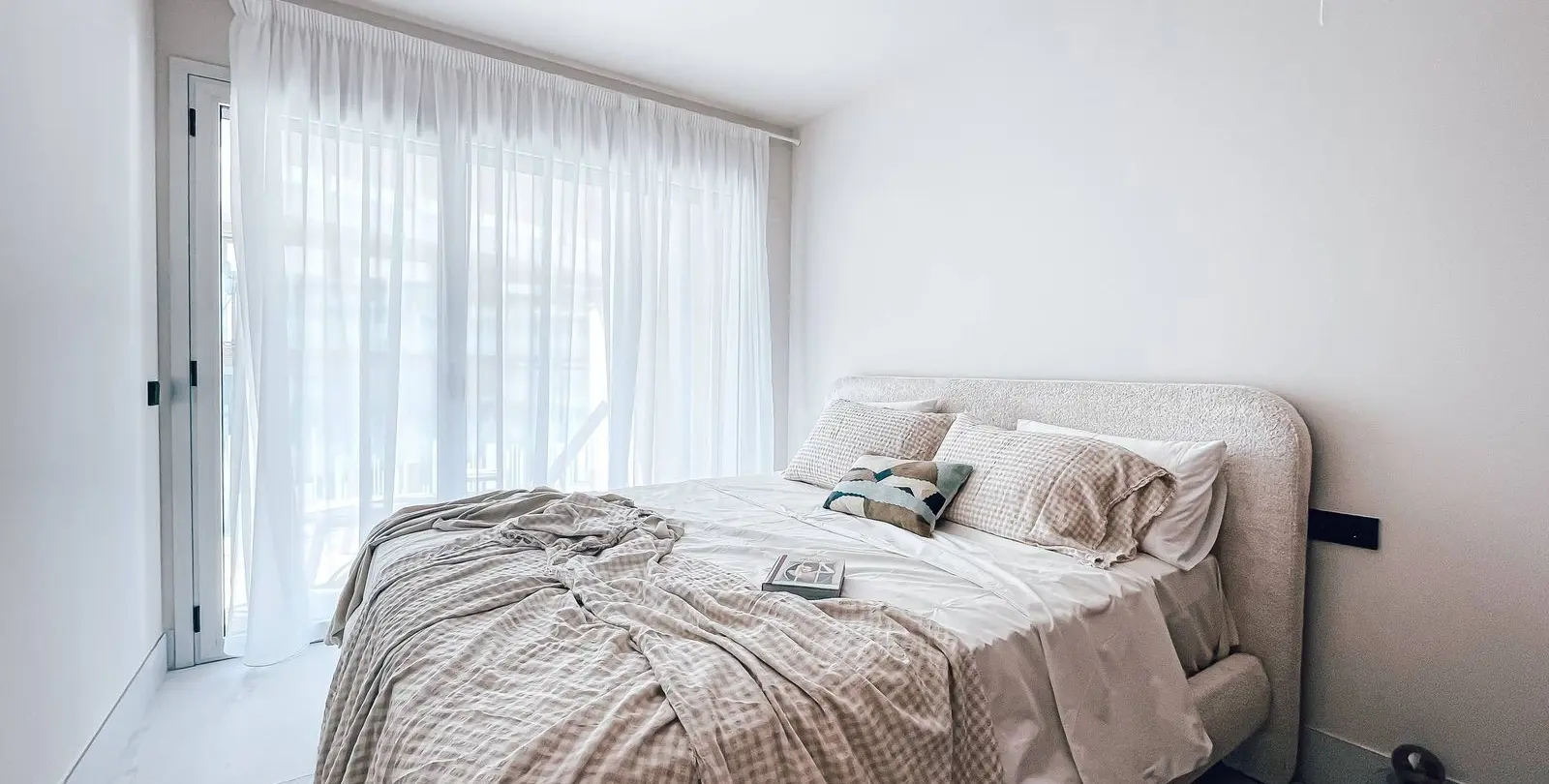 Venta de apartamento en planta media en San Pedro de Alcántara 20