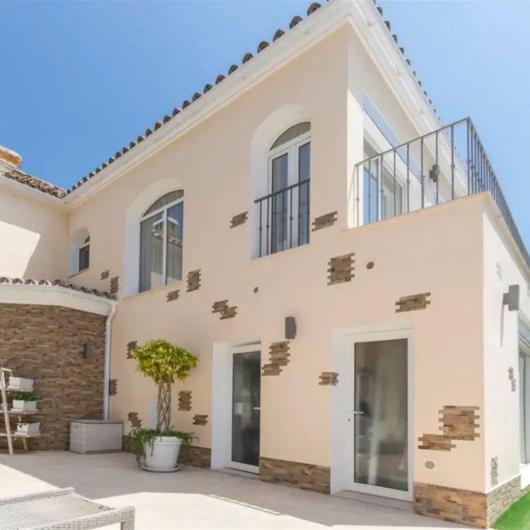Venta de villa independiente en San Pedro de Alcántara