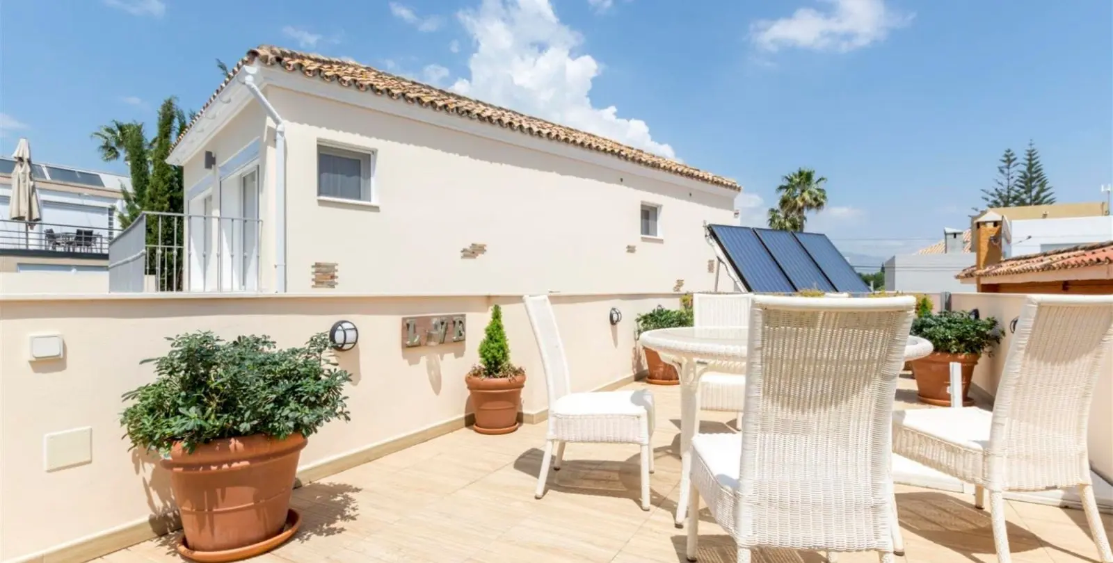Venta de villa independiente en San Pedro de Alcántara 9