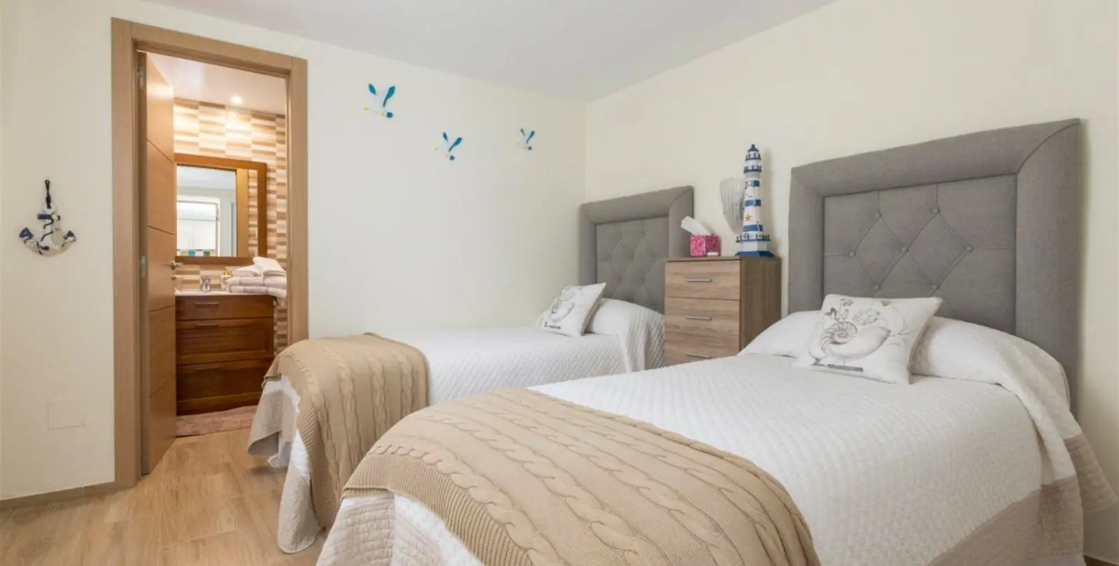 Venta de villa independiente en San Pedro de Alcántara 13