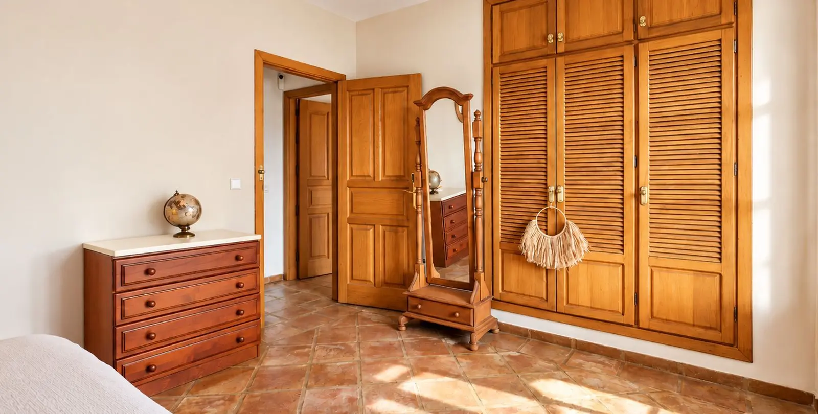 Venta de finca - cortijo en Benahavís 17