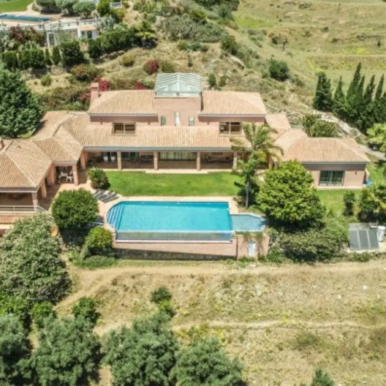 Venta de villa independiente en Benalmadena