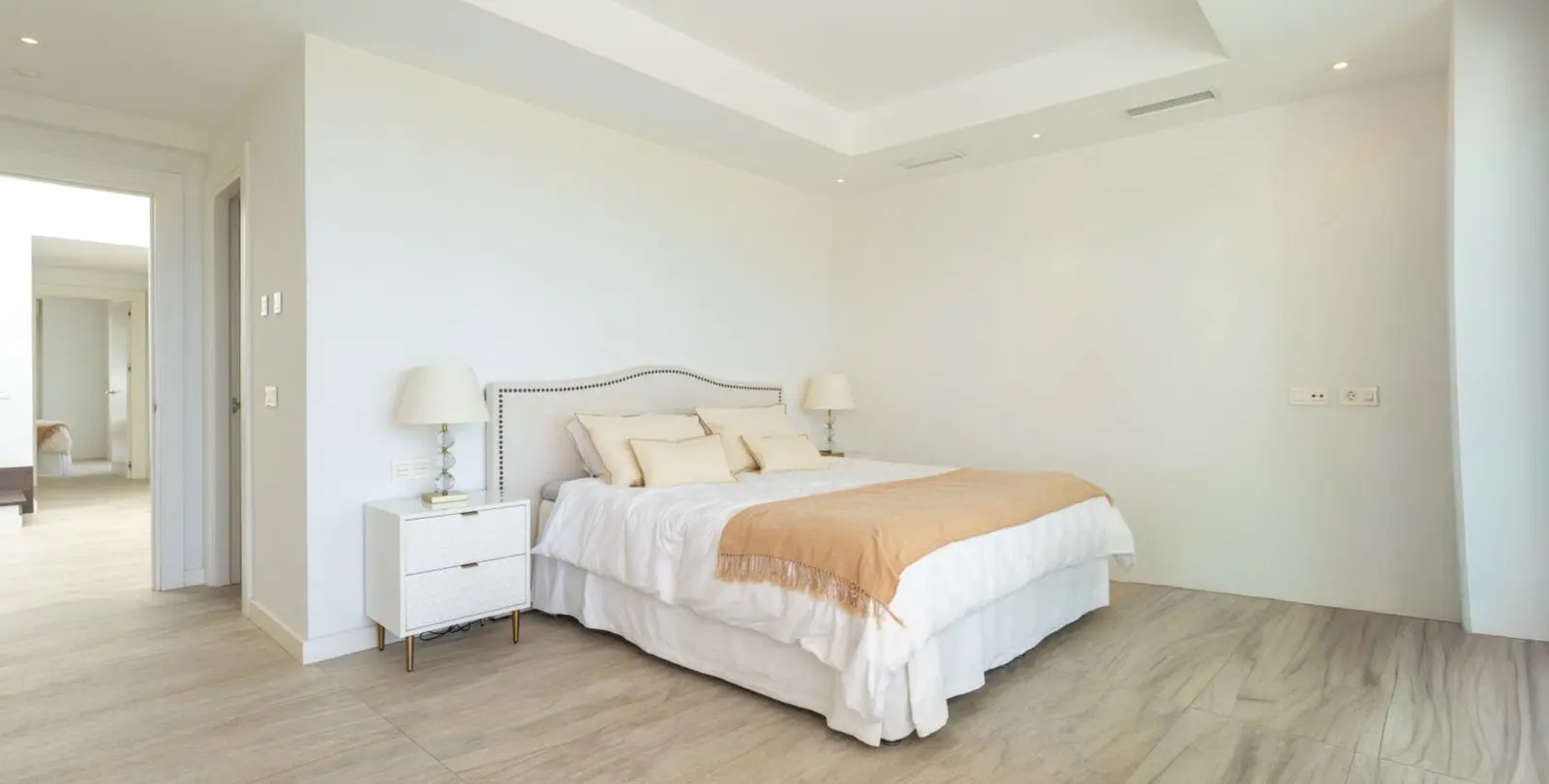 Venta de adosado en Sierra Blanca 9