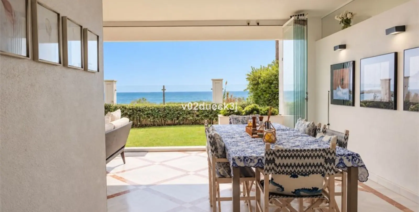 Venta de apartamento en planta baja en Estepona 22
