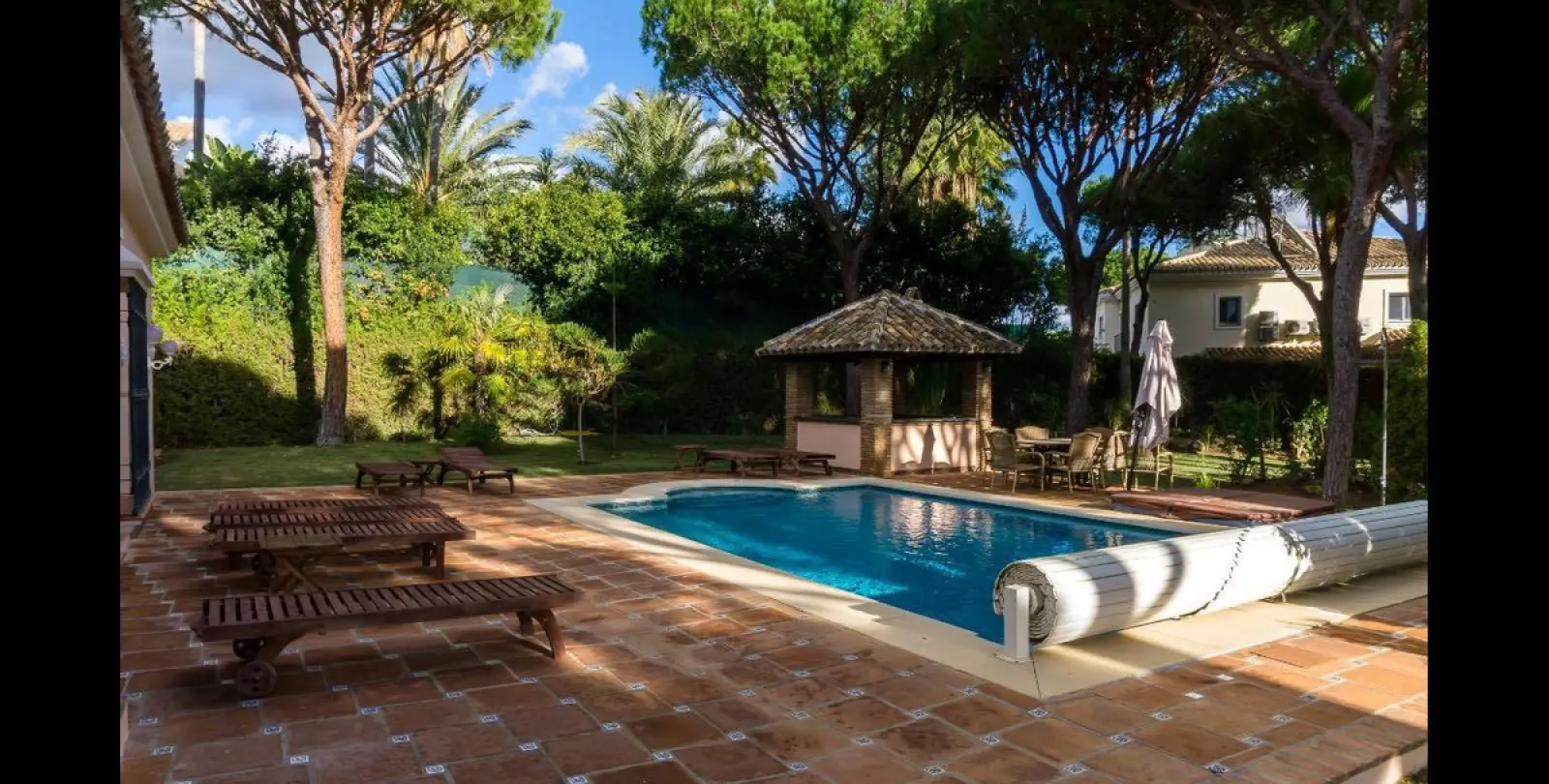 Long-term rent of detached villa in Hacienda Las Chapas 4