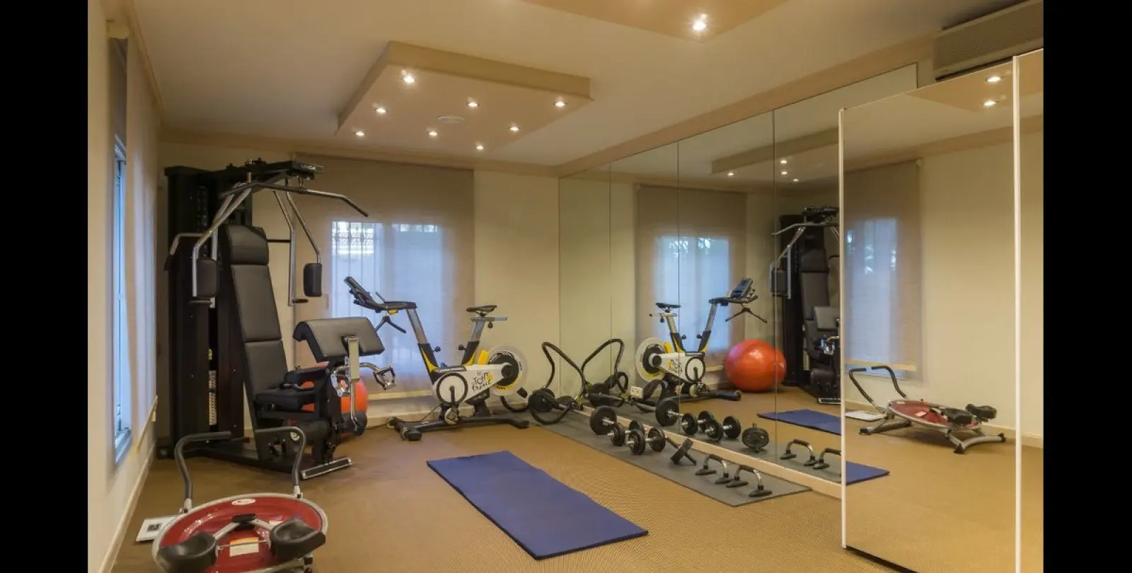 Long-term rent of detached villa in Hacienda Las Chapas 15