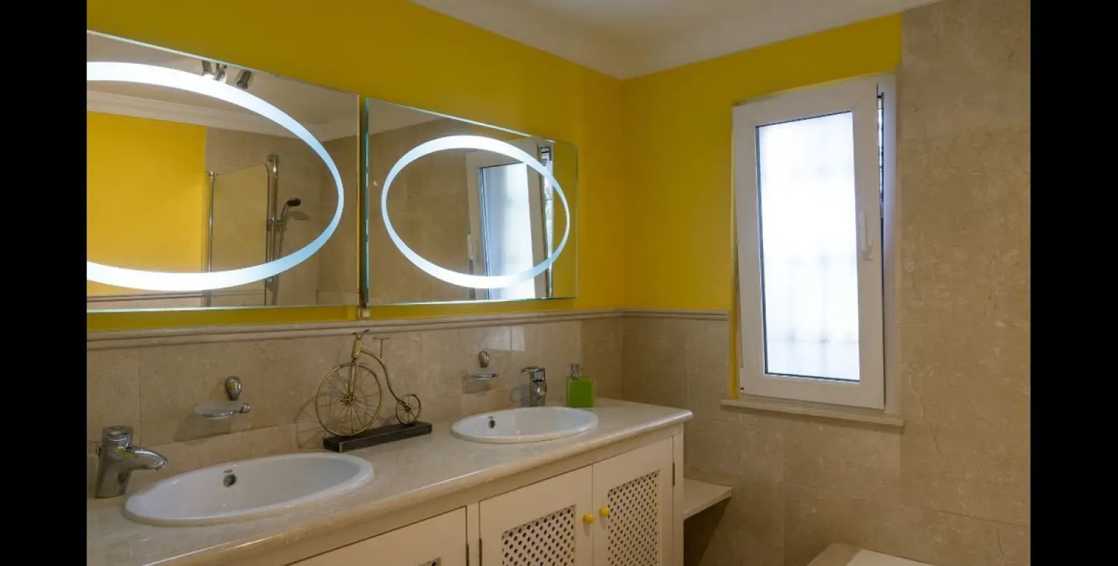 Long-term rent of detached villa in Hacienda Las Chapas 22