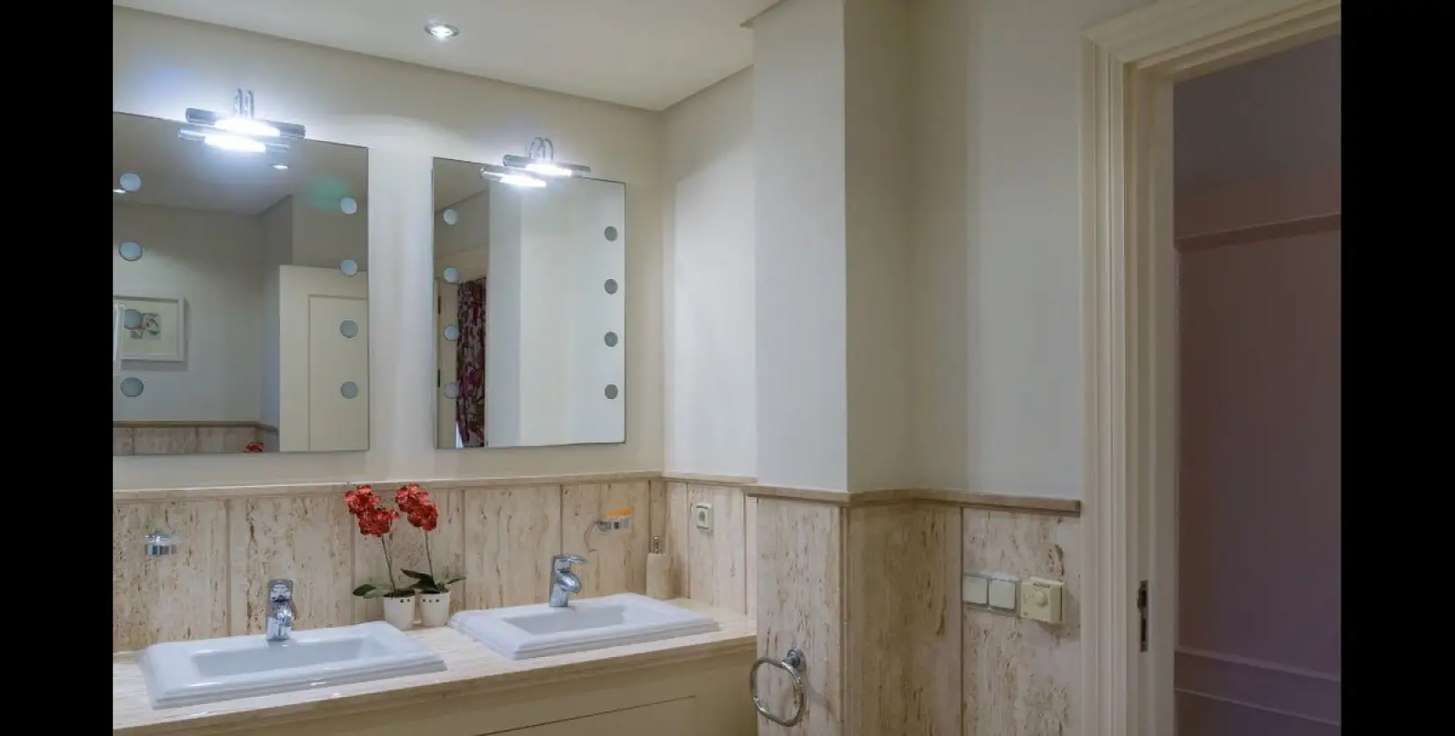 Long-term rent of detached villa in Hacienda Las Chapas 25