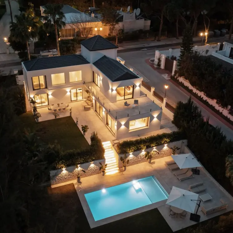 Alquiler a largo plazo de villa independiente en Marbella