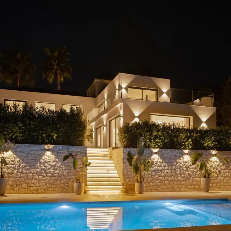 Alquiler a largo plazo de villa independiente en Marbella
